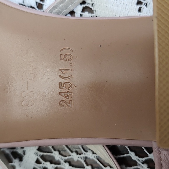 Nwot Low Heeled Lavender Sandals with Easy Hook Slip on Closure - Guximan? - Picture 10 of 12